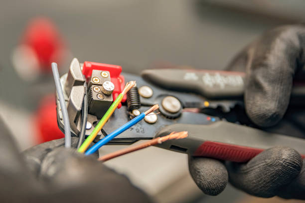 Best Circuit Breaker Repair  in St Matthews, KY